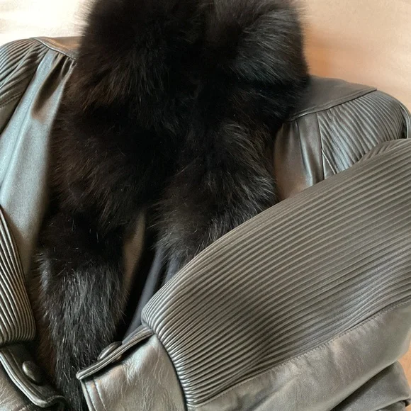 Vintage tribor leather and fox jacket, Medium - Picture 6 of 10